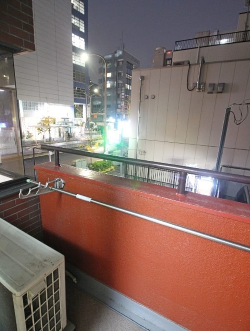 ベランダ・バルコニー クリスタル山内