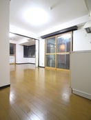 廊下 クリスタル山内