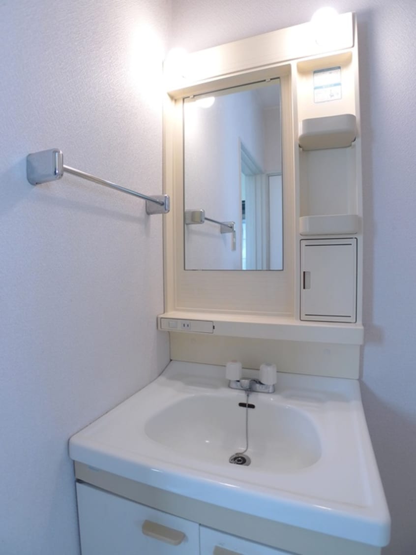 洗面 コ－ポ・コスモ