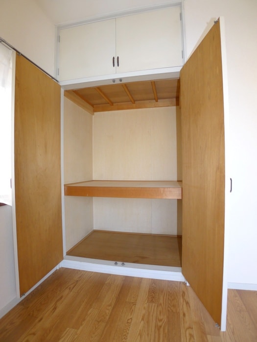 収納 コ－ポ・コスモ