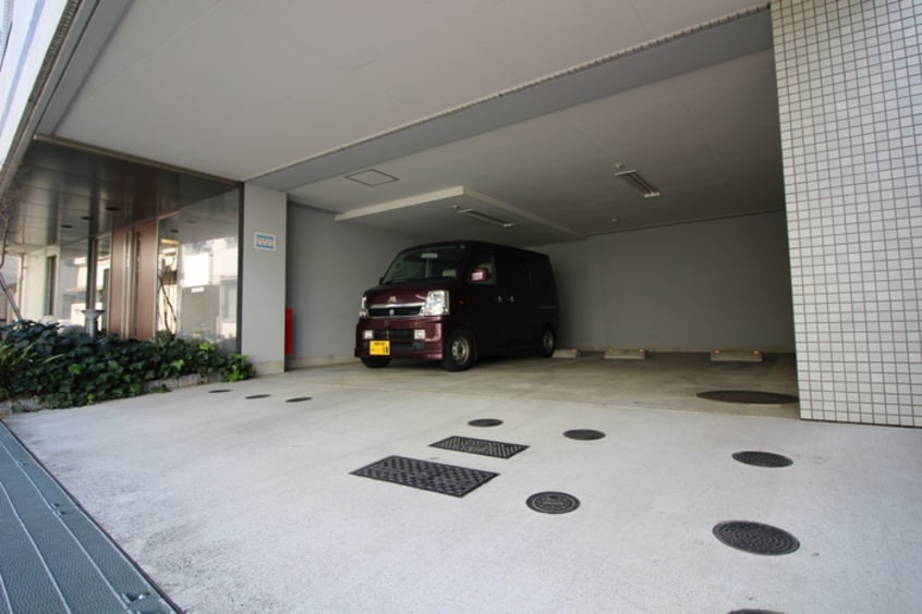 駐車場 エスティメゾン新中野