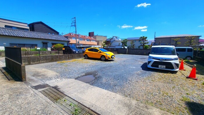 駐車場 岡村ビル