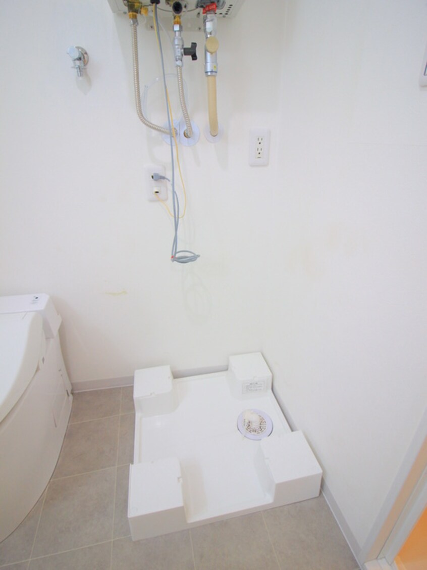 洗濯機置場 ＴimelessTobunerima