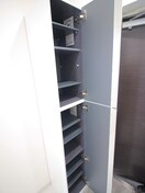 靴箱 ＴimelessTobunerima