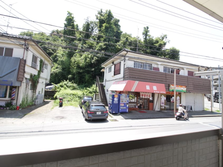 室内からの展望 エクレール鴨居