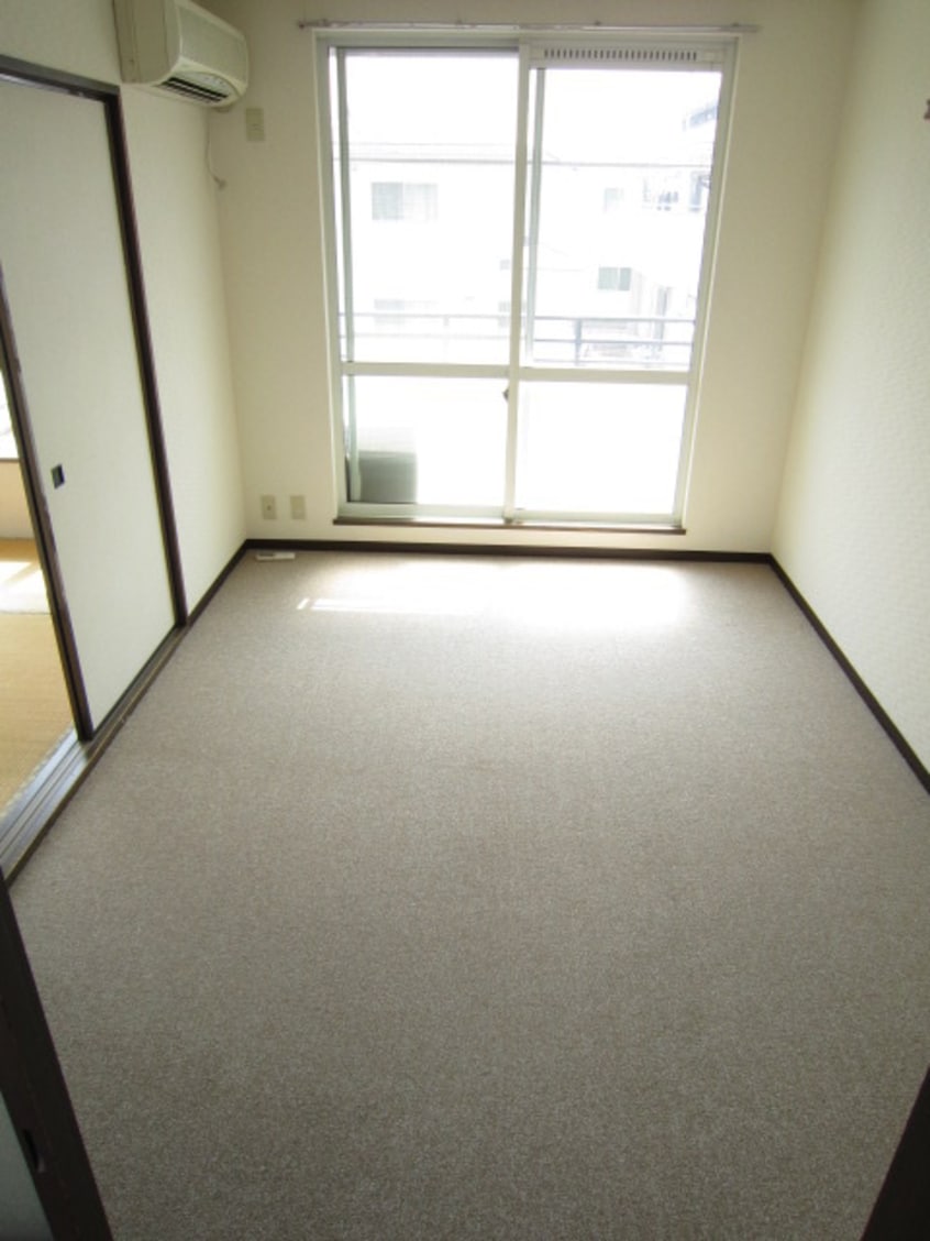 居室 クロノスオオツカ