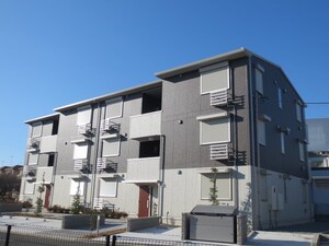 ロイヤルクレスト