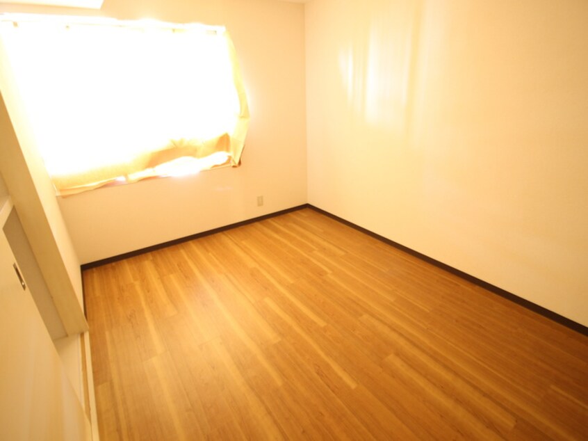 居室 シティ－堂山Ａ