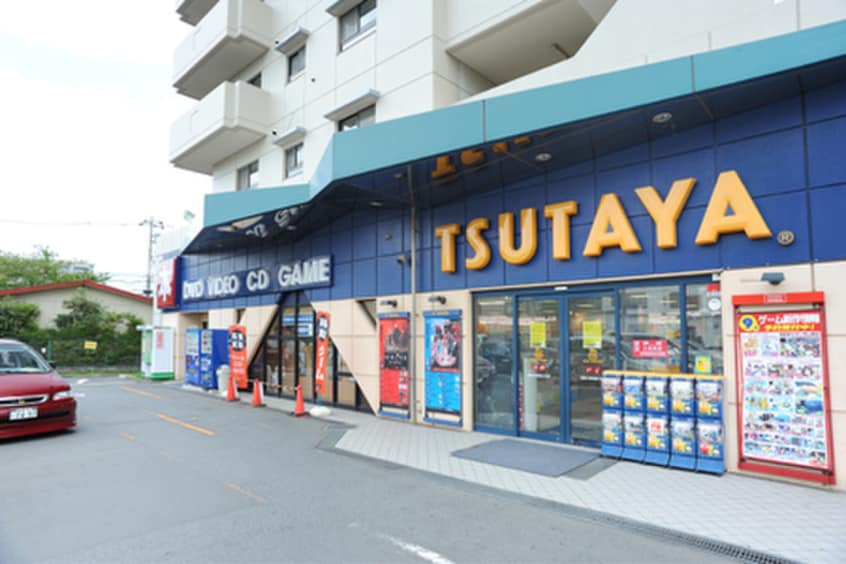 TSUTAYA(ビデオ/DVD)まで428m シティ－堂山Ａ