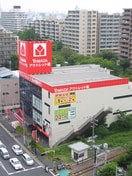 ヤマダ電機(電気量販店/ホームセンター)まで711m ガリヴァ－ビル