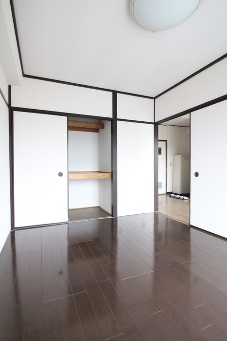 居室 緑ケ丘マンション