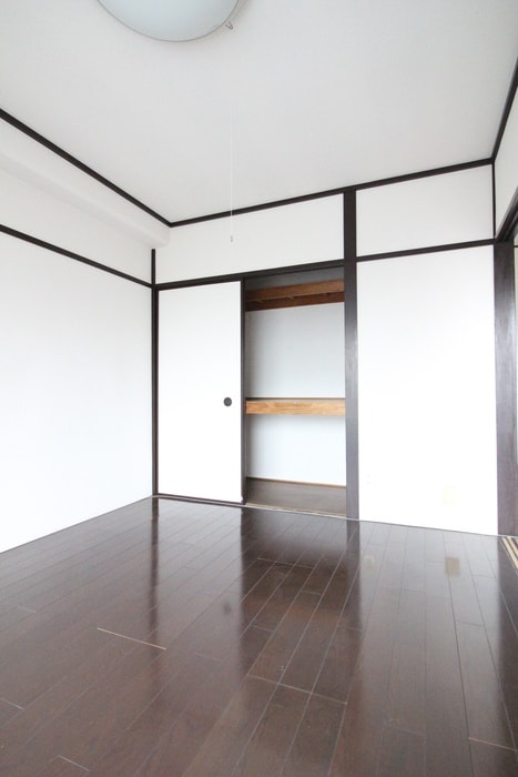 居室 緑ケ丘マンション