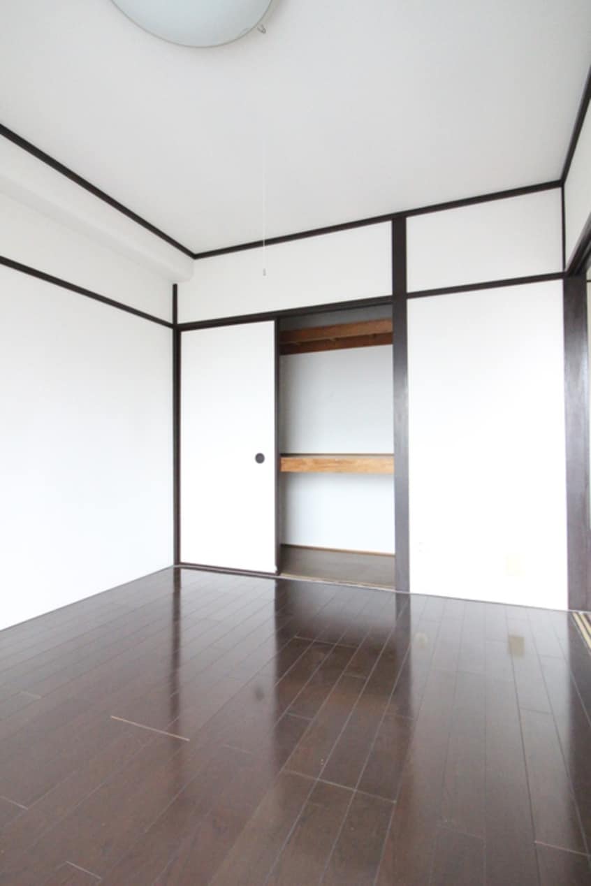 居室 緑ケ丘マンション