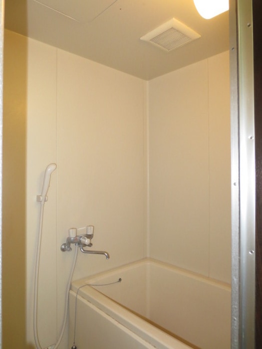 バス／シャワールーム等 青木ハイツ