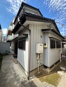 根岸方貸家の外観