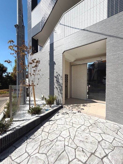 エントランス部分 sunshine residence