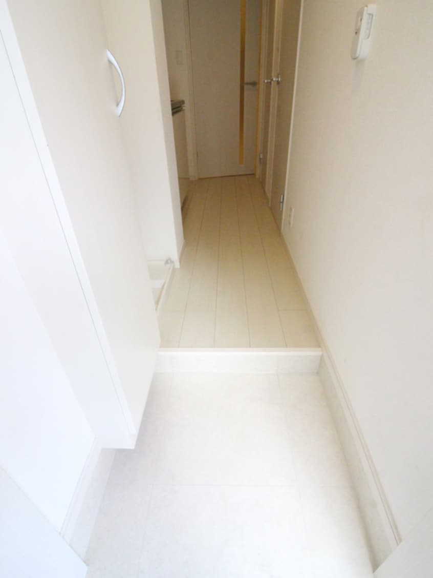 玄関 リブリ・厚木旭町Ⅱ