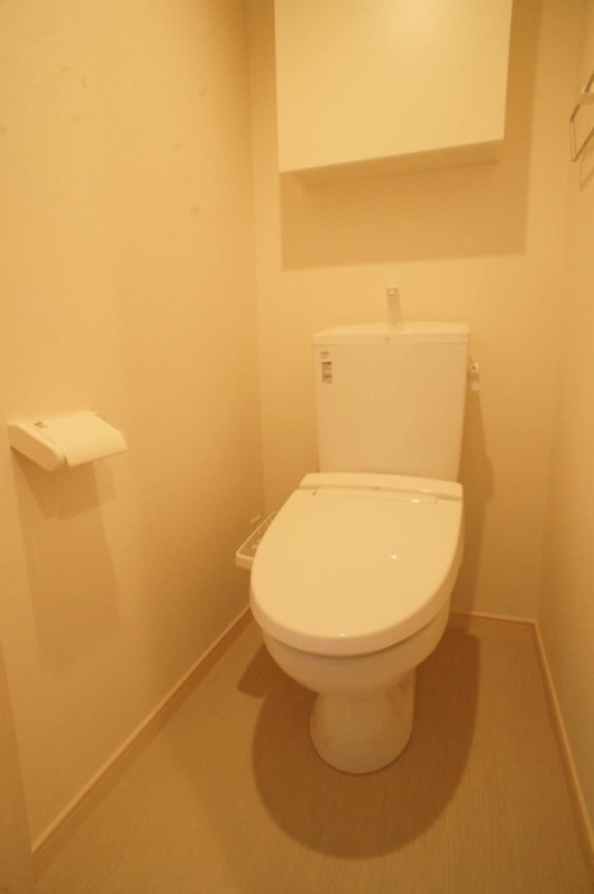 トイレ リブリ・厚木旭町Ⅱ