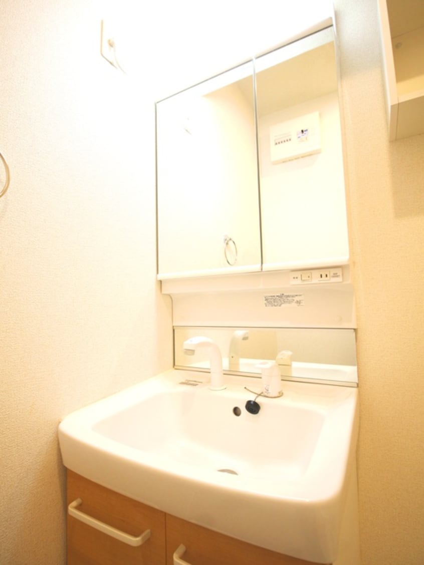 洗面 ルーモベルビ・トロア