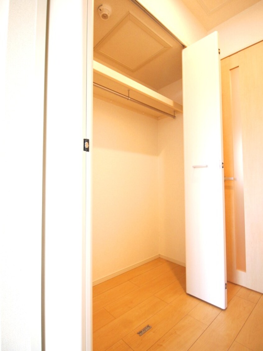 収納 ルーモベルビ・トロア