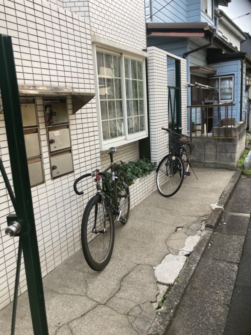 駐輪場 ライフピアパピヨン