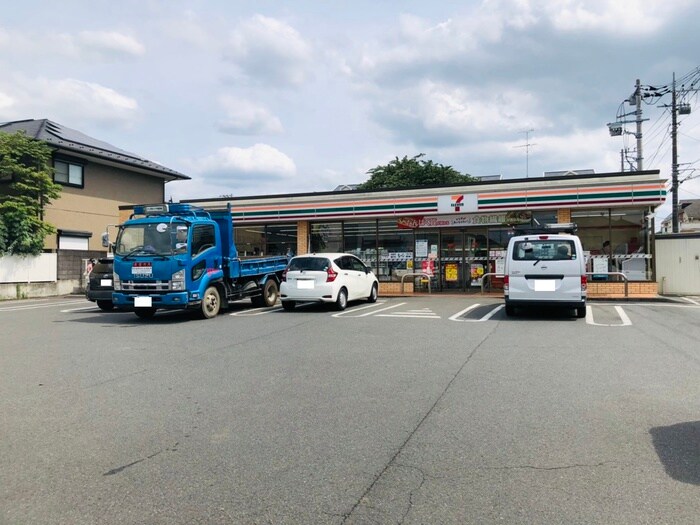 セブンイレブン小平仲町店(コンビニ)まで86m 吉田ハイツ