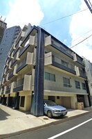 プレシアス本郷の外観