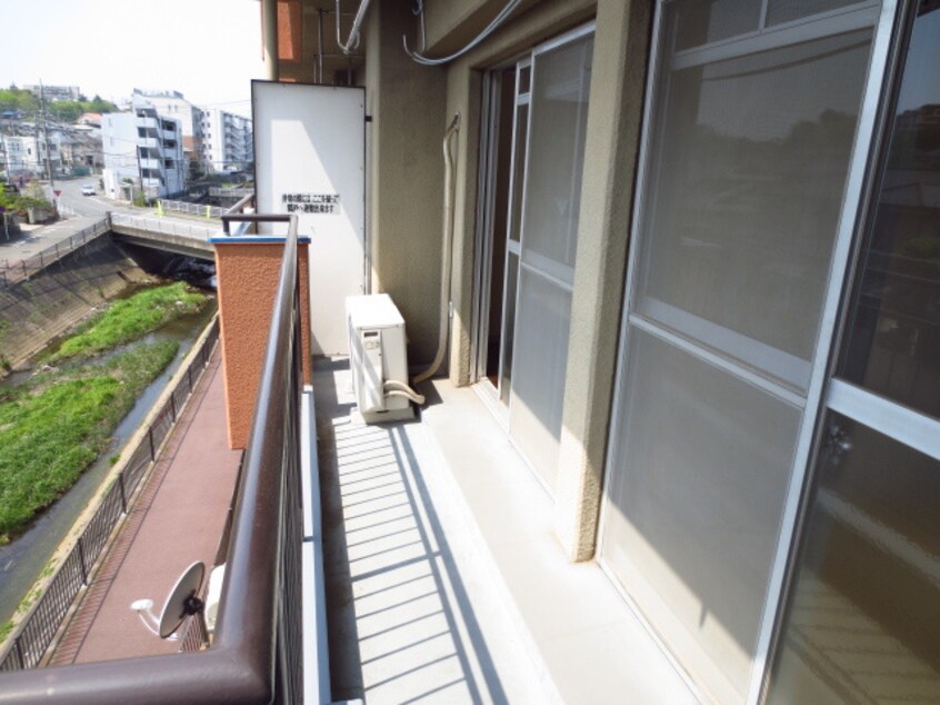 ベランダ・バルコニー ニュ－ブリッジビル