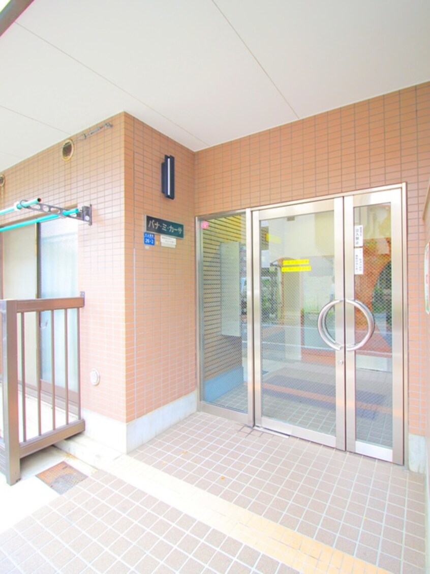 エントランス部分 パナ・ミ・カ－サ