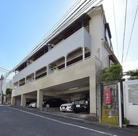 上野フラット