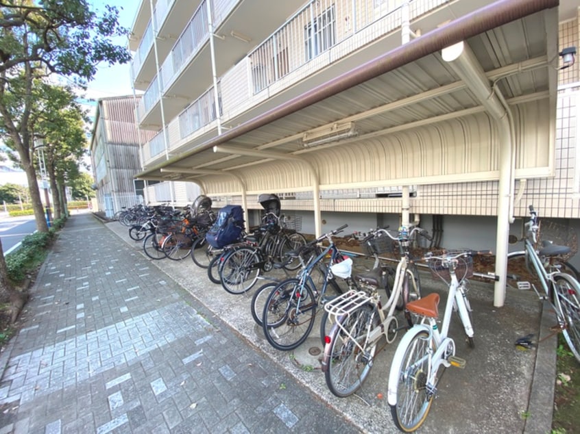 駐輪場 パ－クハイツ