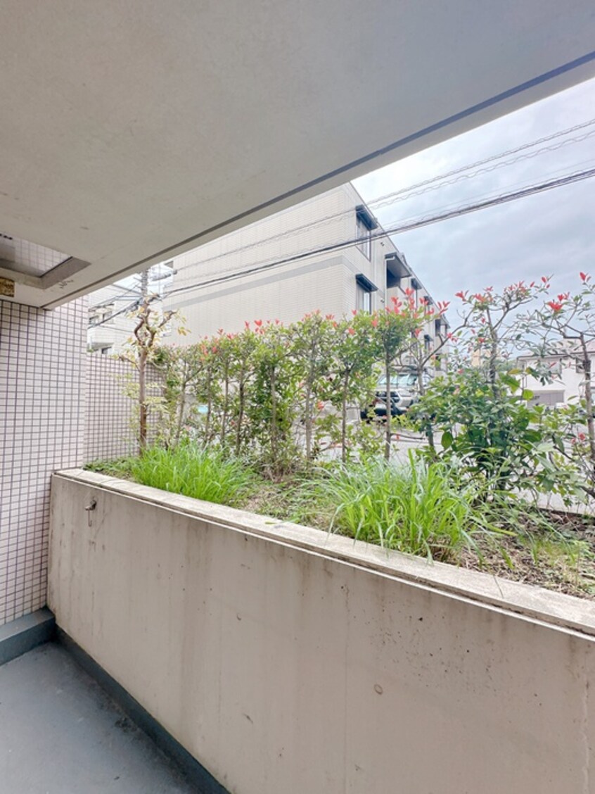 室内からの展望 由木ハウス