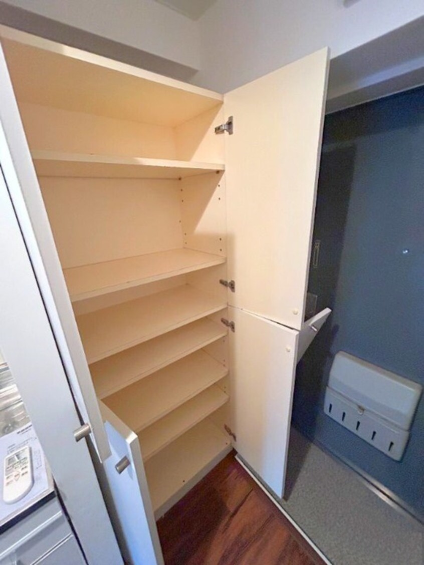 靴箱 クロノス岩戸