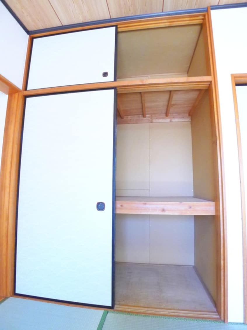 収納 ヤヨイハイツ