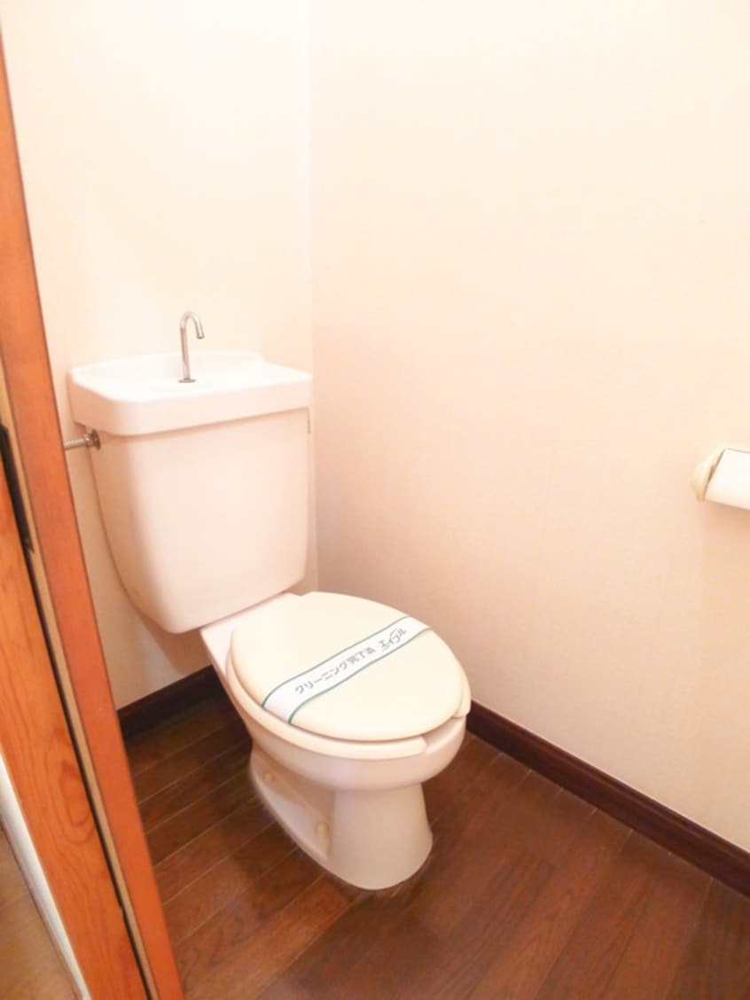 トイレ ヤヨイハイツ