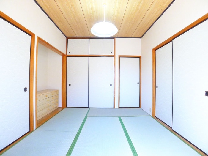 居室 ヤヨイハイツ