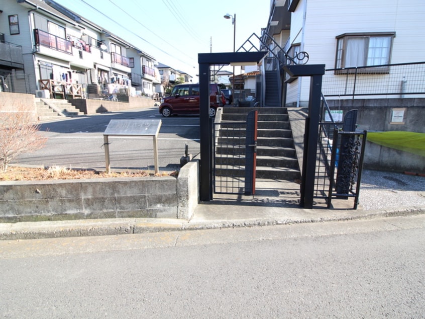 エントランス部分 神田ハイツ