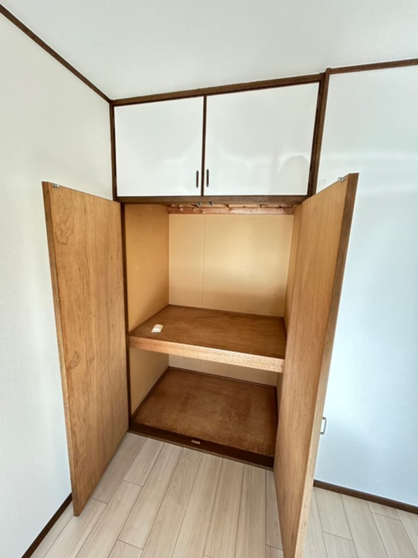 収納 神田ハイツ