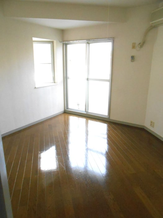 居室 ファ－ストビラ