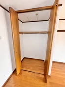 収納 フラット　ピオニ－