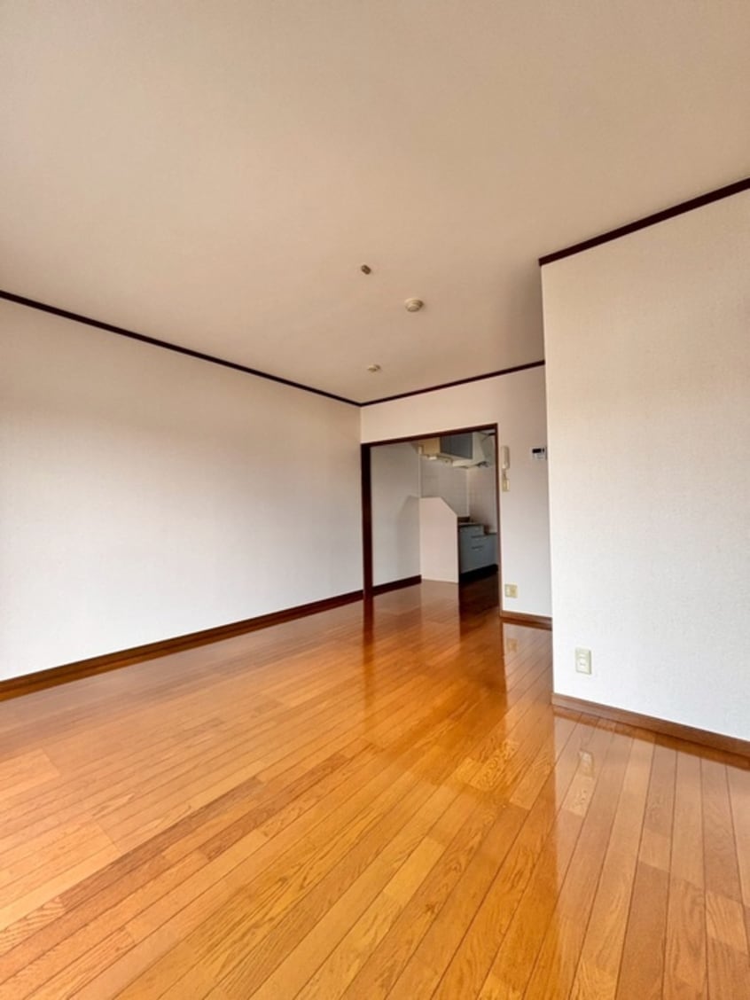 居室 フラット　ピオニ－