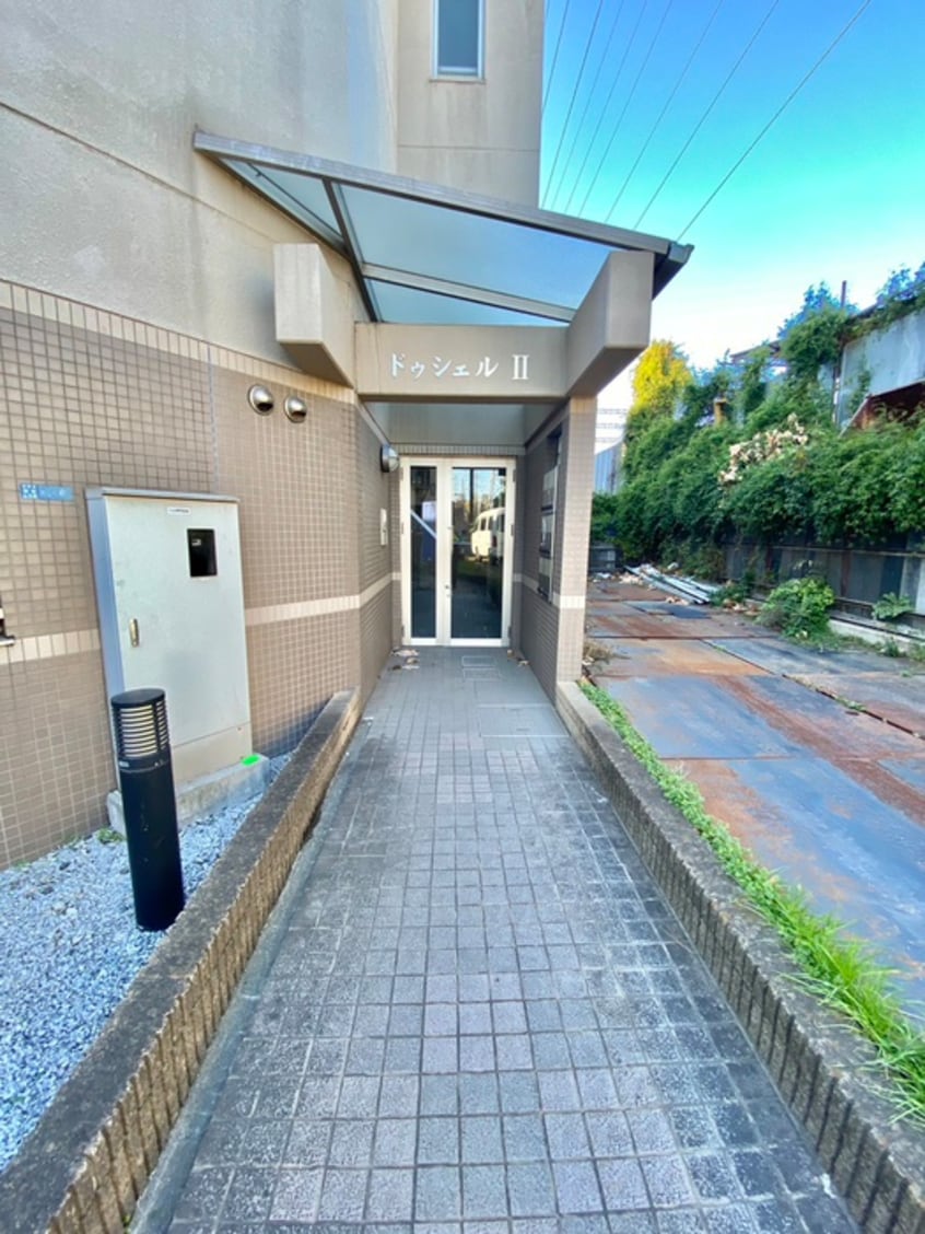 エントランス部分 ドゥシェルⅡ