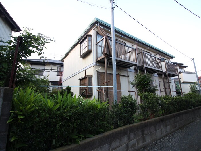 外観写真 ファミーユ菅野