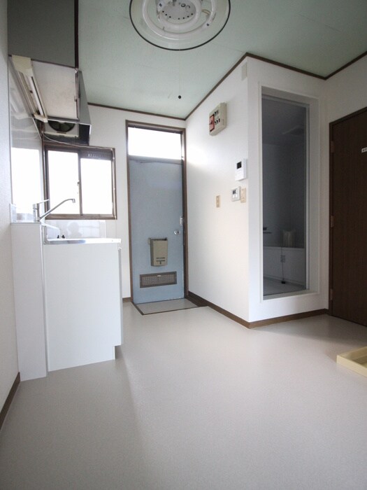 内観写真 ファミーユ菅野