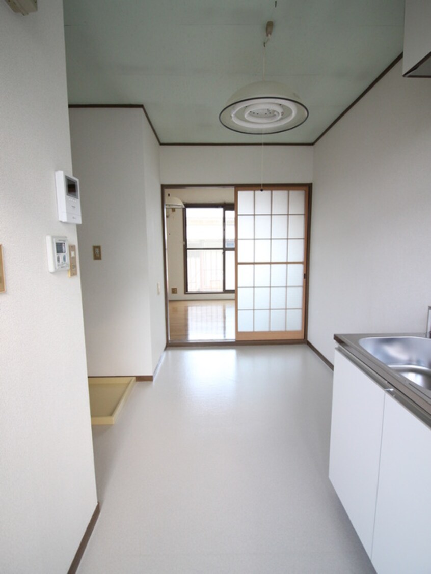 内観写真 ファミーユ菅野