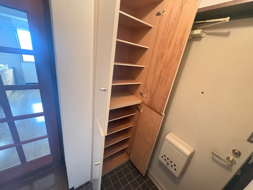 靴箱 メゾン　ド　ＹＲ