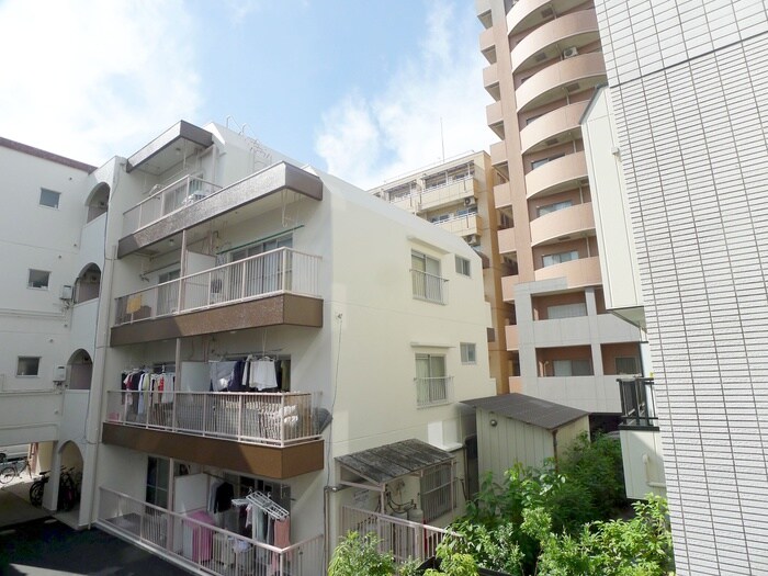 室内からの展望 グランカーサ綾瀬