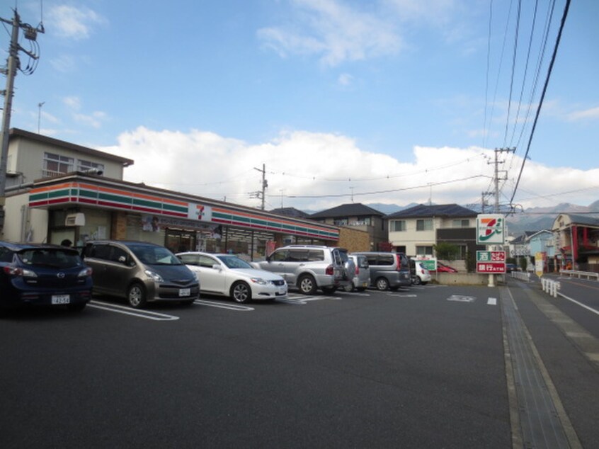 セブンイレブン 秦野堀西店(コンビニ)まで224m セシャンブル