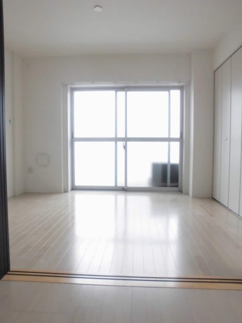 居室 ＡＵＲＡ ＤＥ ＰＡＲＵＬＥ