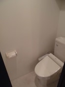 トイレ ＡＵＲＡ ＤＥ ＰＡＲＵＬＥ